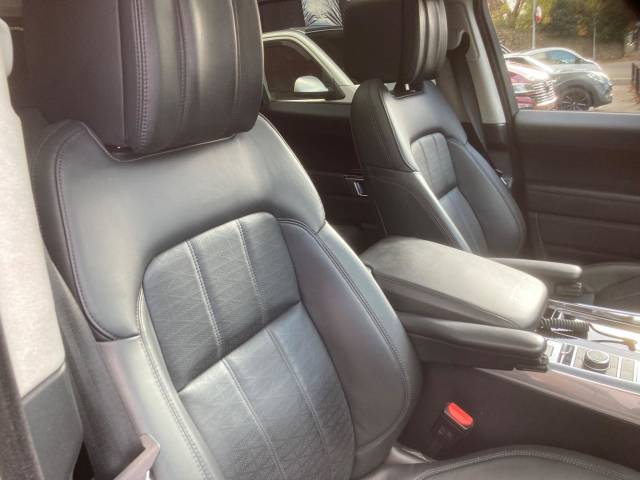 2019 Land Rover Range Rover Sport 3.0 SD V6 Autobiography Dynamic Auto 4WD Euro 6 (s/s) 5dr
