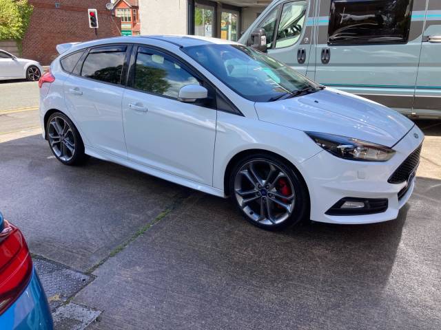 2015 Ford Focus 2.0T EcoBoost ST-3 5dr