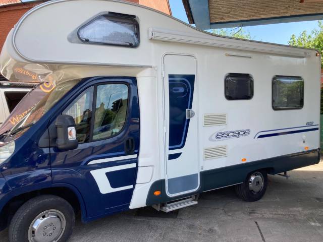 Swift Escape 622 2.2 DUCATO 33 100 M-JET MWB Motor Caravan Diesel BLUE