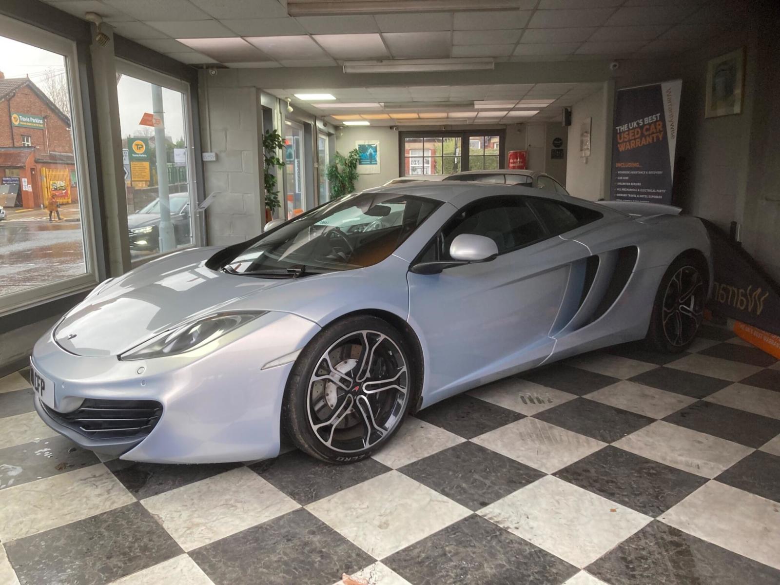 2011 McLaren 12C